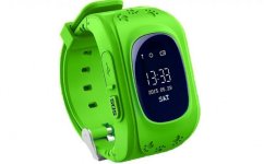 Kid Safe GPS Watch Wristwatch SOS Call Location Finder - Green  Kid Safe GPS Watch Wristwatch SOS Call Location Finder - Green